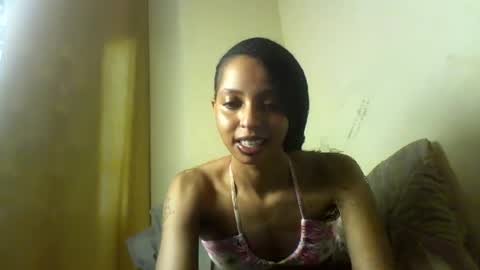 Snapshot of mariana_stacx chatting on June 25, 10:31 am Mariana online show from June 25, 10:31 am