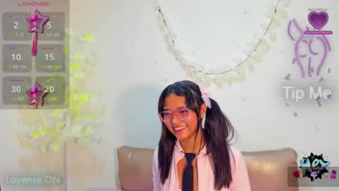 Mariana torres online show from May 1, 8:13 pm