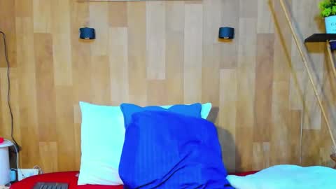 Snapshot of marianaa_aangel chatting on April 13, 4:23 pm Mariana Angel online show from April 13, 4:23 pm