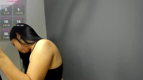 Snapshot of marianaandvalen chatting on June 9, 11:33 am MARIANA Y VALENTINA online show from June 9, 11:33 am