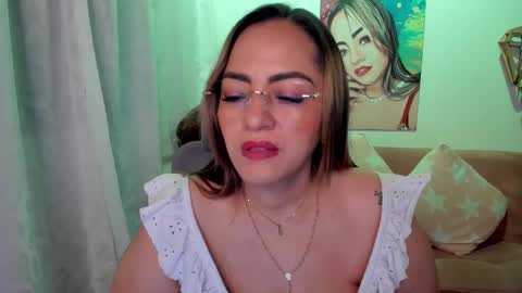 Mariana Lopez online show from October 12, 12:31 am
