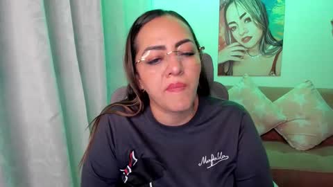 Snapshot of marianalopez81 chatting on November 9, 1:15 am Mariana Lopez online show from November 9, 1:15 am