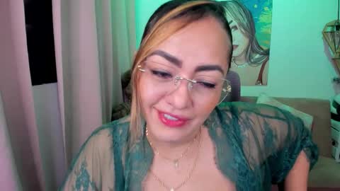 Mariana Lopez online show from March 15, 1:11 am