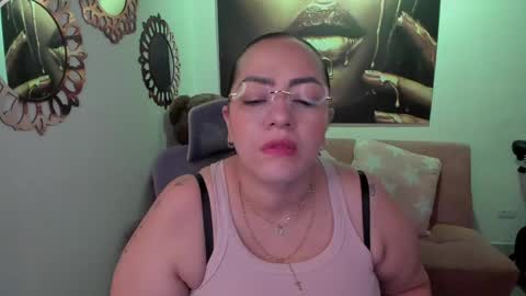 Mariana Lopez online show from May 12, 12:41 am