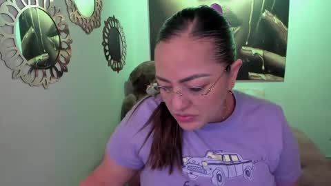Mariana Lopez online show from May 25, 12:49 am