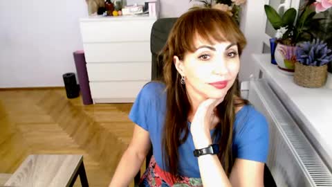 Snapshot of marianika chatting on June 3, 6:57 pm marianika online show from June 3, 6:57 pm