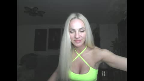 Snapshot of marianna1977 chatting on May 3, 5:30 pm marianna1977 online show from May 3, 5:30 pm