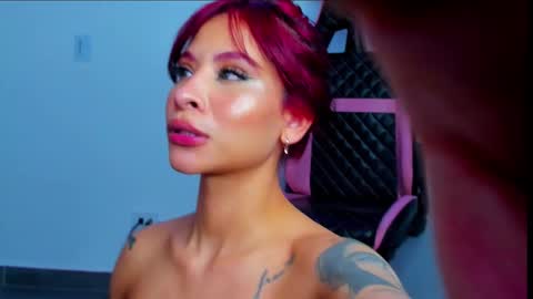 M A R I A N E online show from March 11, 9:13 am