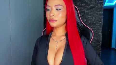 M A R I A N E online show from September 20, 4:57 am