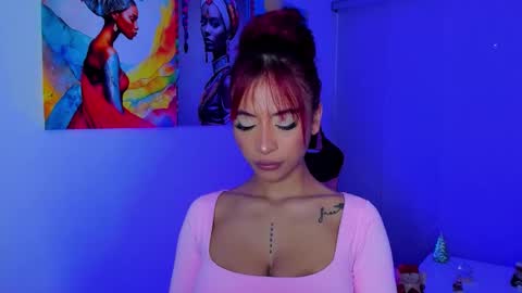 M A R I A N E online show from December 19, 5:25 am