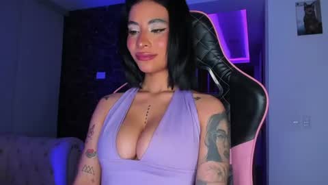 Snapshot of marianne__ chatting on July 14, 2:05 am M A R I A N E online show from July 14, 2:05 am