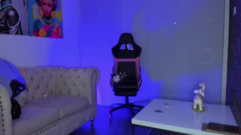 Snapshot of marianne__ chatting on July 27, 3:13 am M A R I A N E online show from July 27, 3:13 am