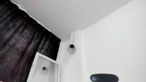 marianne online show from March 10, 7:18 pm