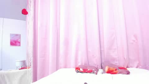 Snapshot of marianrosse chatting on June 14, 2:24 am marianrosse online show from June 14, 2:24 am