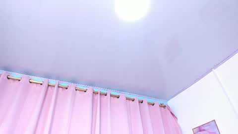 Snapshot of marianrosse chatting on July 12, 1:29 am marianrosse online show from July 12, 1:29 am
