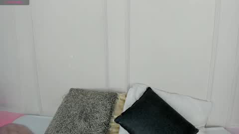 Maria Pettit online show from February 25, 11:53 am