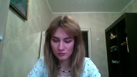 Elianor online show from April 21, 9:04 am