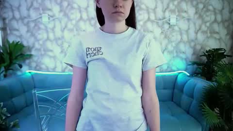 Snapshot of marich_ka chatting on November 25, 6:57 am MaRich Ka online show from November 25, 6:57 am