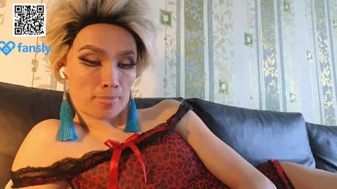 Snapshot of maridekoks chatting on February 8, 1:11 pm Mari online show from February 8, 1:11 pm