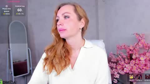 Snapshot of marie_hayes chatting on May 24, 1:21 am marie_hayes online show from May 24, 1:21 am