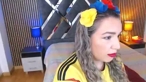 marie_hss online show from June 23, 7:45 pm