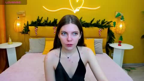 Mary 3 online show from December 18, 2:17 am