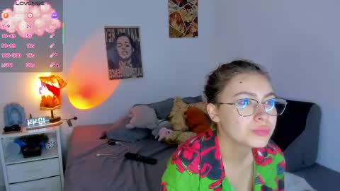 Mariee online show from April 27, 7:12 pm
