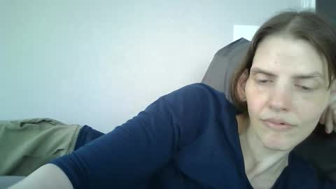 Mariejojo online show from May 4, 2:46 pm