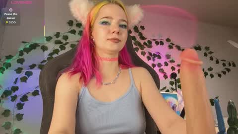 Snapshot of mariel_a_gold chatting on November 4, 5:17 am Mariel Gold online show from November 4, 5:17 am