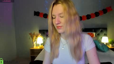 mariel_brown online show from October 22, 9:31 am