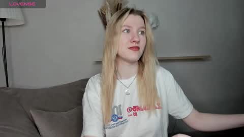 mariel_brown online show from December 2, 8:08 am