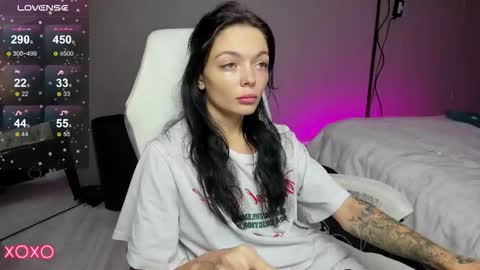 Snapshot of mariella__adams chatting on September 24, 2:09 pm Maria  online show from September 24, 2:09 pm