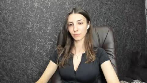 Snapshot of marielleanker chatting on November 16, 3:34 am marielleanker online show from November 16, 3:34 am