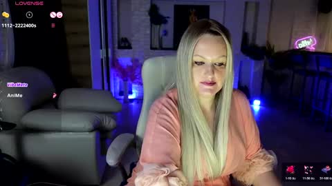 Snapshot of mariemlui chatting on May 16, 10:36 am mariemlui online show from May 16, 10:36 am