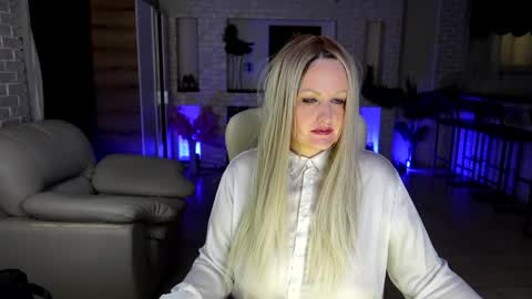 Snapshot of mariemlui chatting on May 28, 3:53 pm mariemlui online show from May 28, 3:53 pm