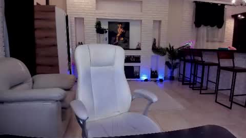 Snapshot of mariemlui chatting on June 25, 2:32 pm mariemlui online show from June 25, 2:32 pm