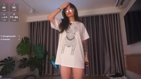 Mia online show from March 10, 12:48 am