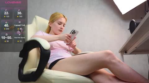 Marietta online show from December 11, 1:49 pm