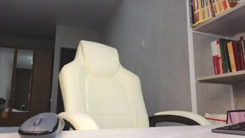 Snapshot of marietta__castro chatting on May 25, 3:29 pm Marietta online show from May 25, 3:29 pm