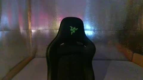 Snapshot of mariettee chatting on November 4, 1:10 pm Djpegasus online show from November 4, 1:10 pm