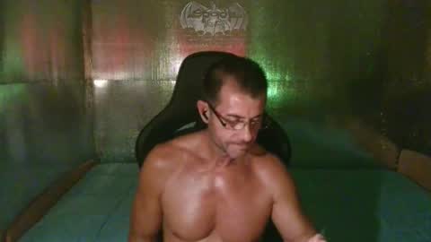 Snapshot of mariettee chatting on November 16, 12:27 am Djpegasus online show from November 16, 12:27 am