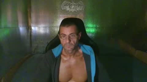 Snapshot of mariettee chatting on November 25, 10:37 am Djpegasus online show from November 25, 10:37 am