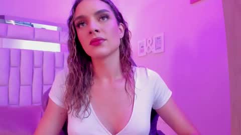 mariiahneedles online show from February 24, 10:30 pm