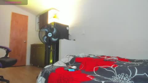Snapshot of mariiahneedles chatting on July 20, 11:07 pm mariiahneedles online show from July 20, 11:07 pm