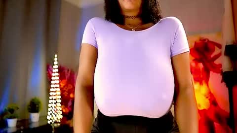 Snapshot of mariicha chatting on May 29, 6:55 am Nikita - Scroll down and read my bio please. New Pictures in Bio online show from May 29, 6:55 am
