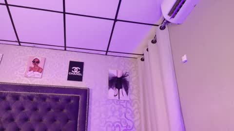 Snapshot of mariieprice chatting on February 15, 3:52 am jana price online show from February 15, 3:52 am