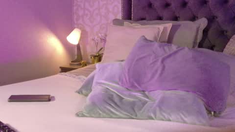 Snapshot of mariieprice chatting on February 16, 5:15 am jana price online show from February 16, 5:15 am