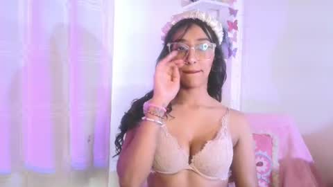 Luna Dulk online show from July 22, 1:25 pm