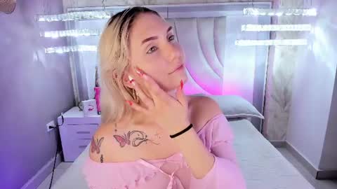Snapshot of mariluu_ chatting on June 12, 12:48 pm Mariluu online show from June 12, 12:48 pm