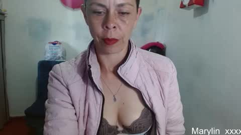 Snapshot of marilyn_xxxx chatting on May 26, 6:59 pm Marilyn online show from May 26, 6:59 pm